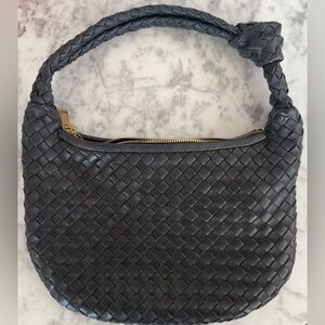 Quince Black Sheep leather Hobo Bag small